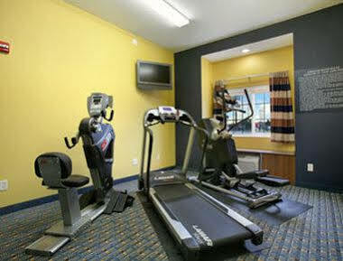 Microtel & - 3*